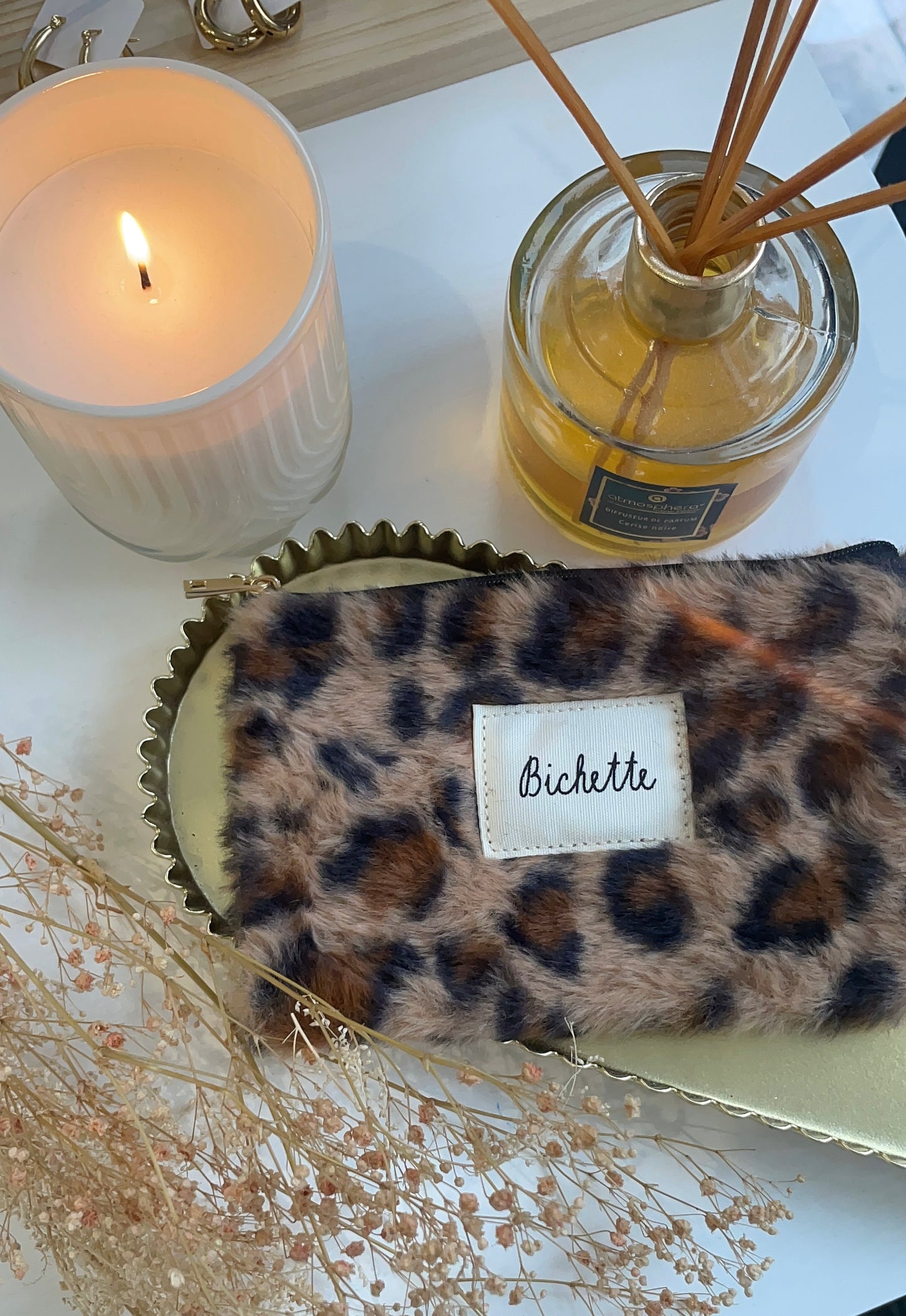Pochette moumoutée “Bichette” 🐆